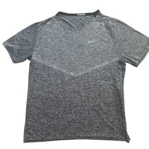 Nike Men's Heather Gray Running/Performance Tee